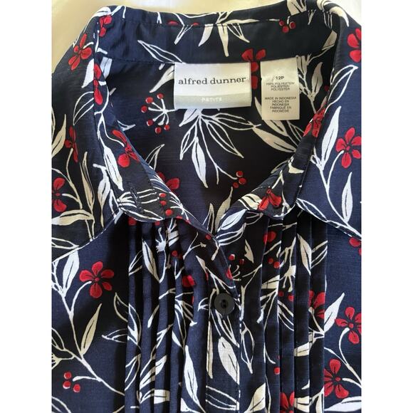Alfred Dunner Women’s Sz 12P Dark Blue, Red, White Print Short Sleeve Blouse - Picture 11 of 13